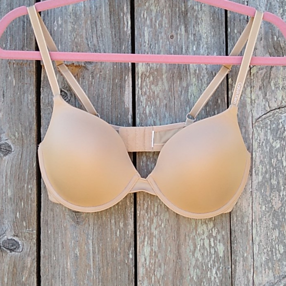 Calvin Klein Smooth Cup Bra 36C nude - Picture 14 of 16